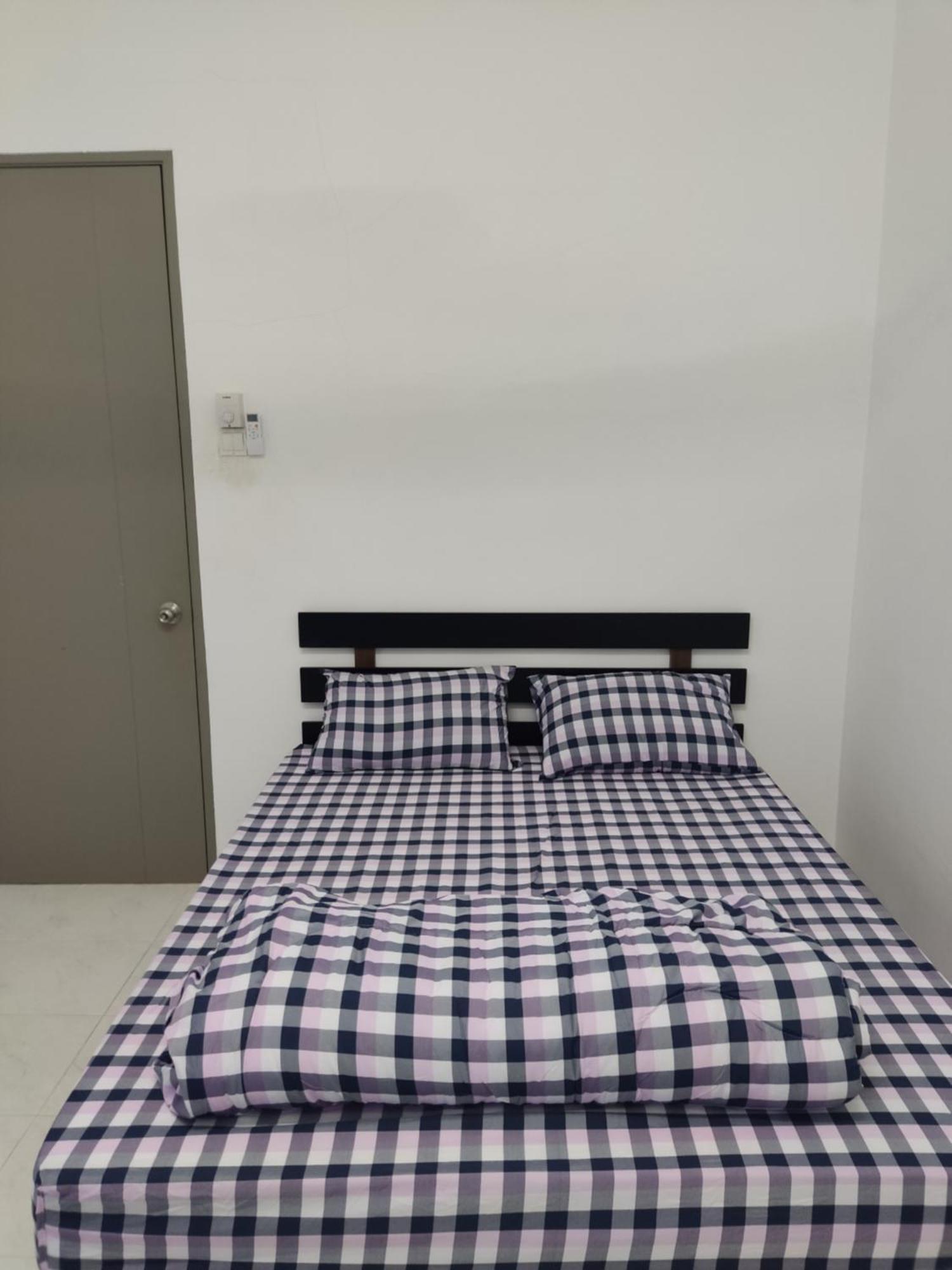 2Storey Asraf'S Homestay Seri Iskandar Esterno foto